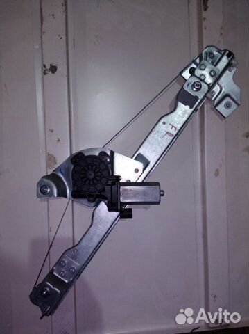 Стеклоподъемник двери передний правый Renault