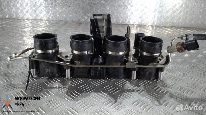 Механизм изменения длины впускного коллектора