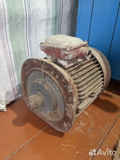 Электродвигатель асинхронный