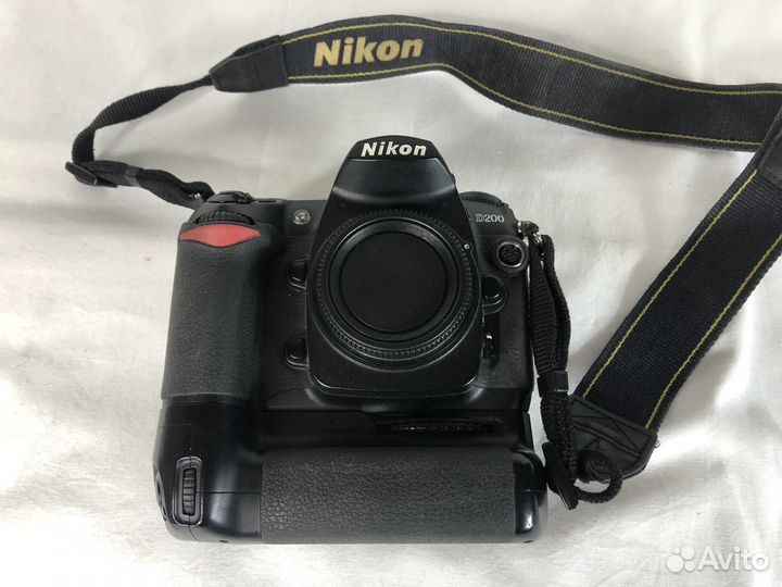 Nikon D200 body