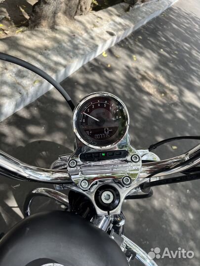 Sportster Seventy-Two XL1200V