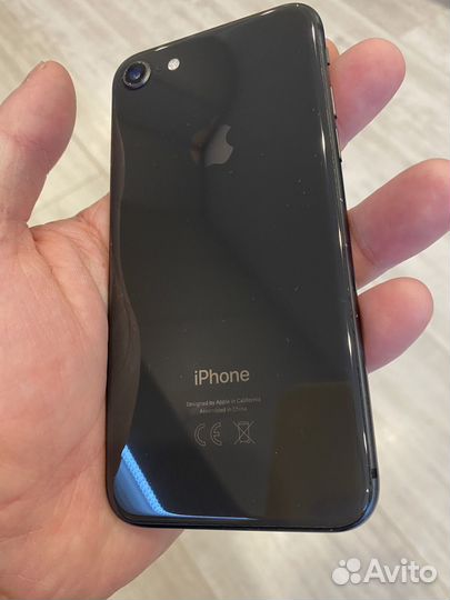 iPhone 8, 64 ГБ