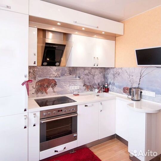 Кухонный гарнитур угловой в потолок на заказ