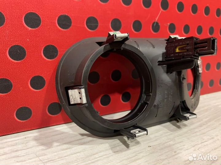 Накладка декоративная на торпедо Porsche Macan 95B