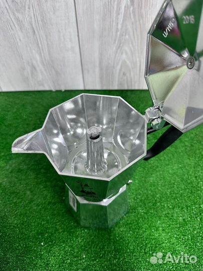 Кофейник Bialetti Moka Express, 6 порций (0001163)