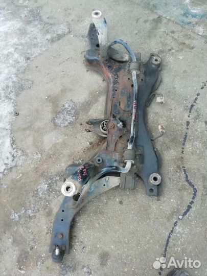 Подрамник передний Форд Фокус 2