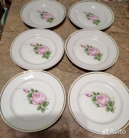 Тарелки фарфоровые времён СССР