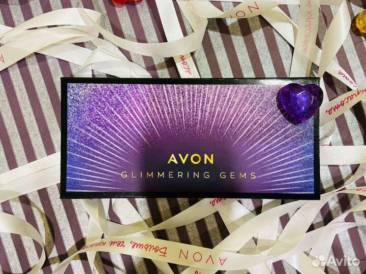 Avon: Палетка теней 10 цветов