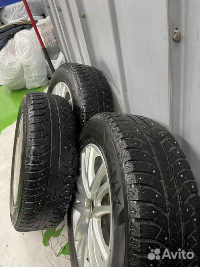 Зимние колеса R18 Nissan