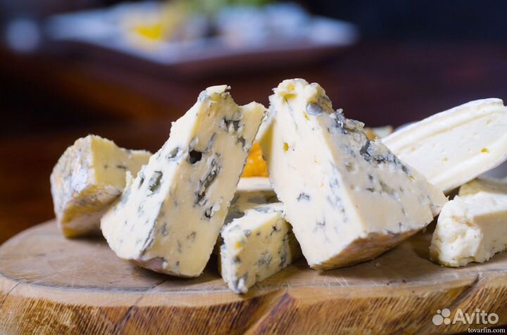 Сыр с плесенью Dorblu Дорблю