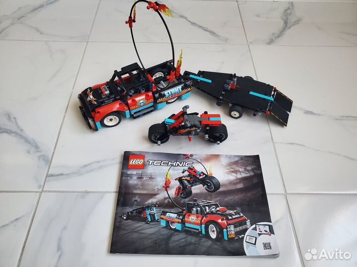 Lego Technic Шоу трюков 42106