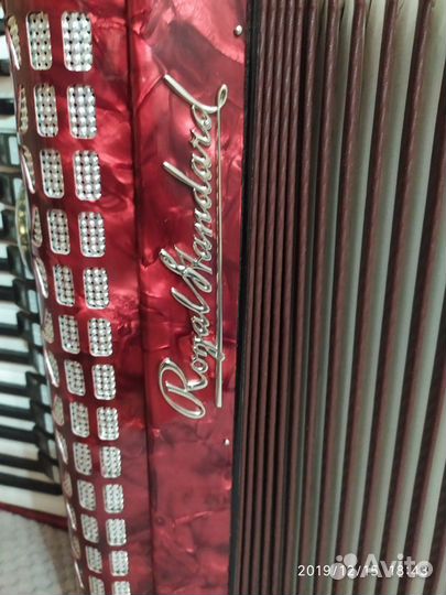 Аккордеон Weltmeister Royal Standart silvana