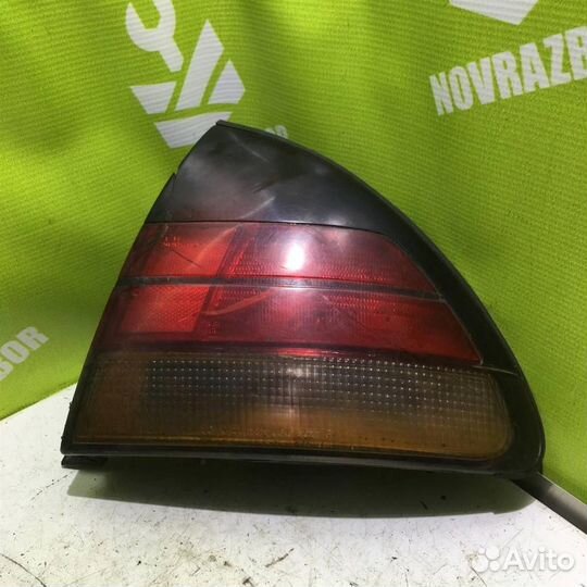 Фонарь задний правый Тойота Королла Е100
