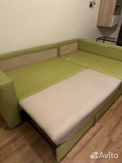 Диван угловой