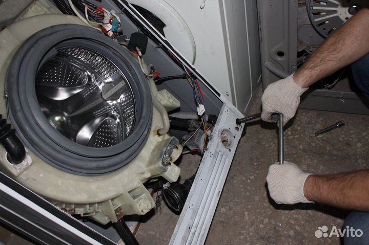 Ремонт стиральных машин и холодильников