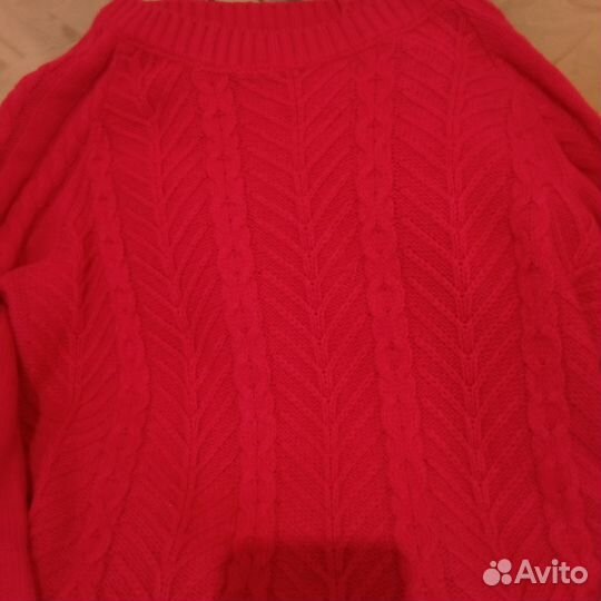 Свитер продам