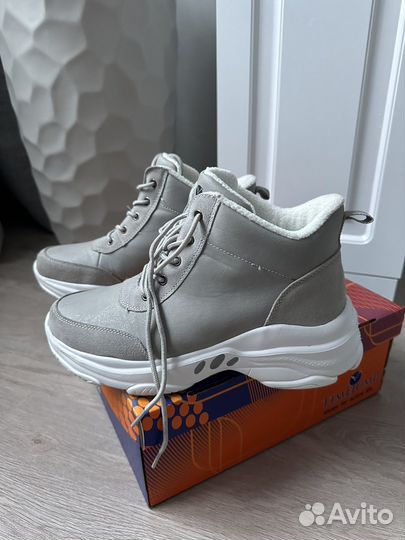 Ботинки, полуботинки женские