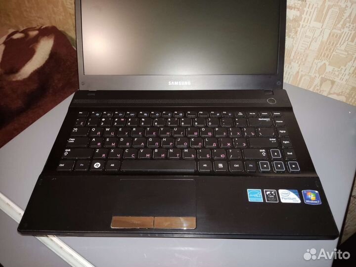 Samsung np300v4a-A04RU