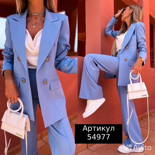 Костюм с брюками новое