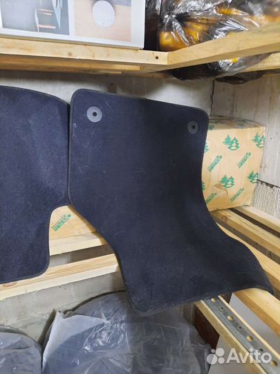 Автомобильные коврики пассат