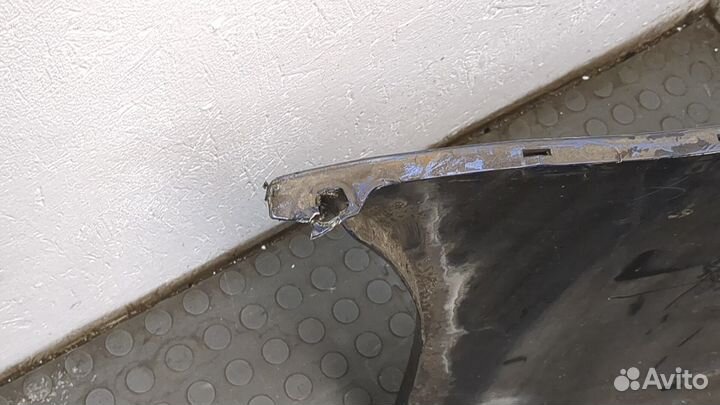 Бампер задний Mitsubishi Grandis, 2006