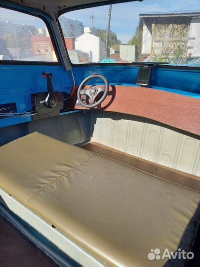 Моторная лодка