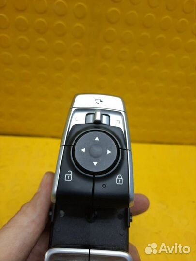 Блок управления стеклоподъемниками передний левый