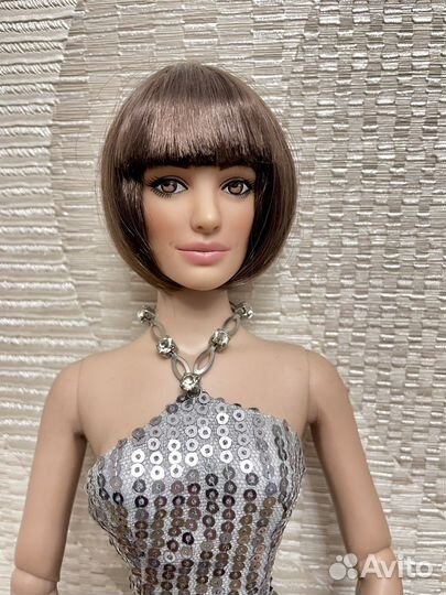 Кукла Tonner Энн Хэтэуэй