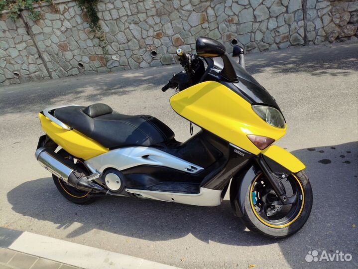 Yamaha tmax