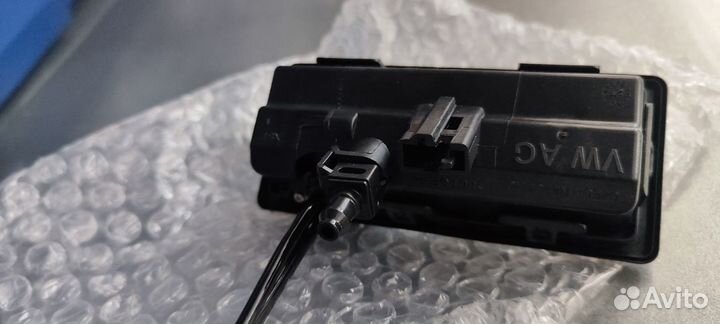 Камера заднего вида с омывателем, комплект Volkswa