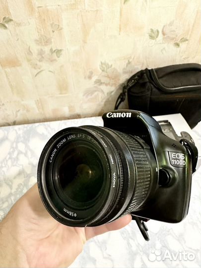 Canon eos 1100d