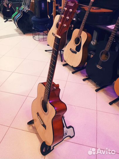 Акустическая гитара новая