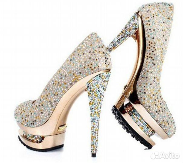 Туфли в стразах (камнях)
