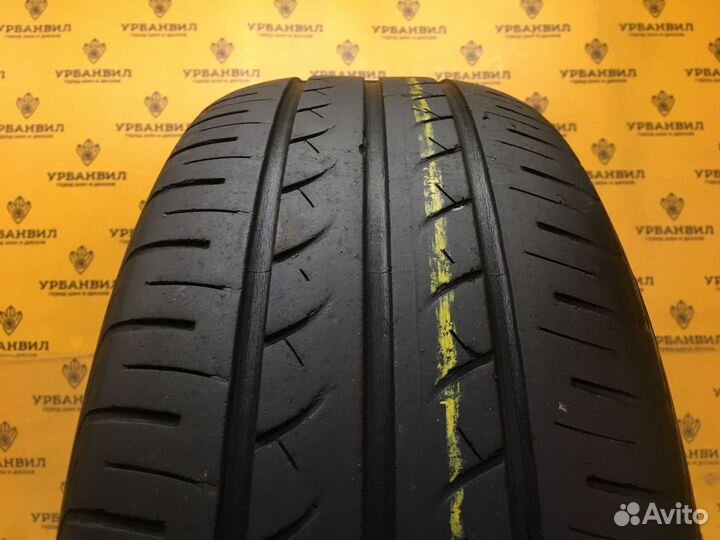 Yokohama BluEarth AE01 215/60 R16 99H