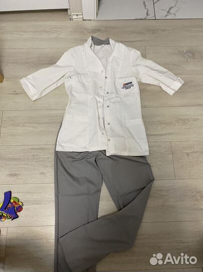 Медицинский костюм