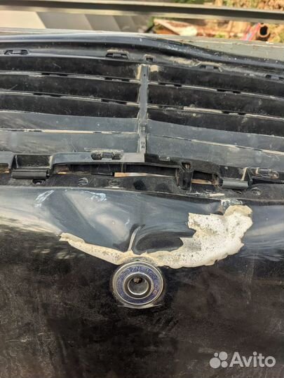 Капот мятый Mercedes-Benz W220 S