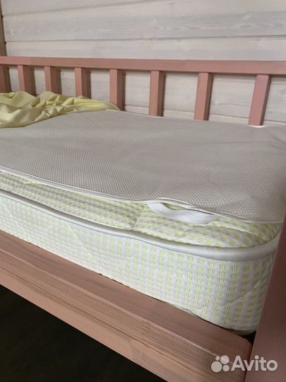 Детская кровать домик с матрасом