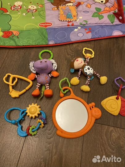 Развивающий коврик tiny love музыкальный