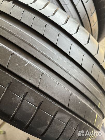 Pirelli P Zero PZ4 265/35 R22 102V