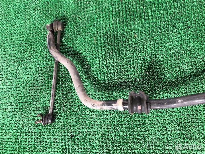 Стабилизатор перед. Infiniti FX35