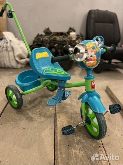 Трехколесный велосипед