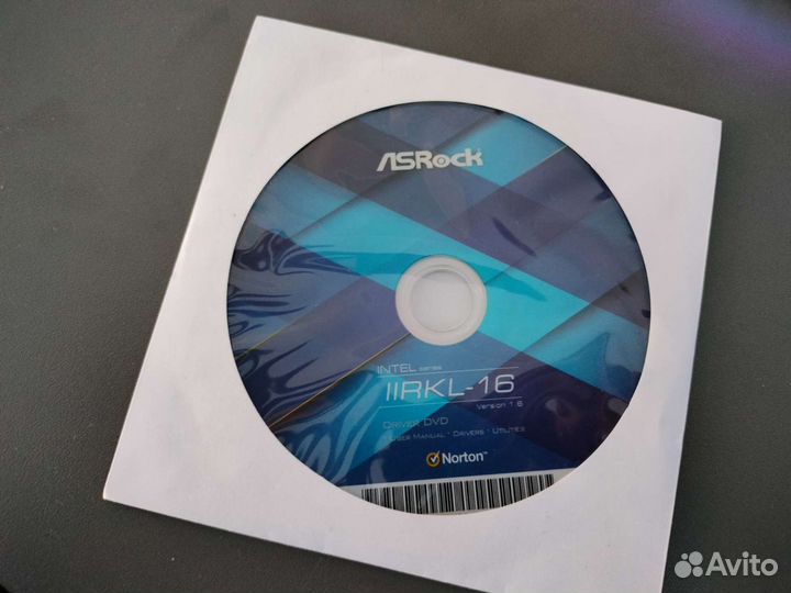 Продам Windows 11 с ключом на диске