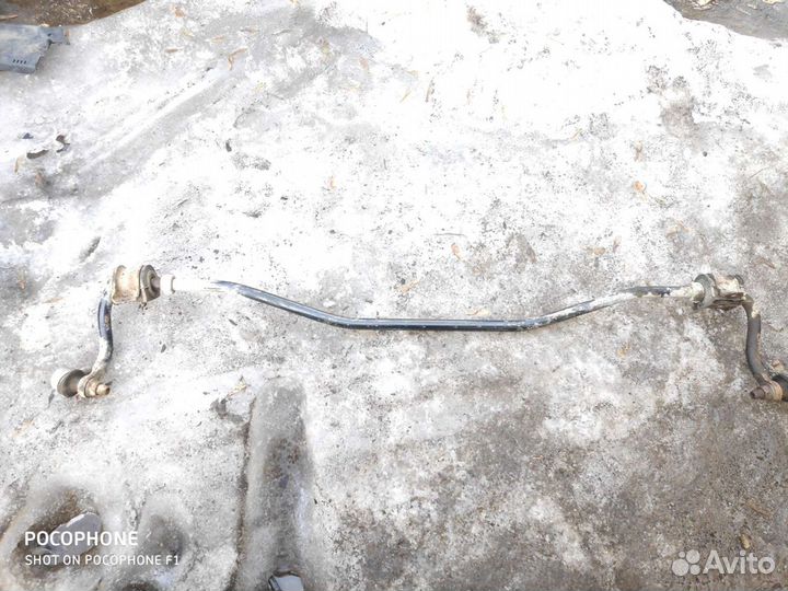 Стабилизатор задний Subaru Tribeca