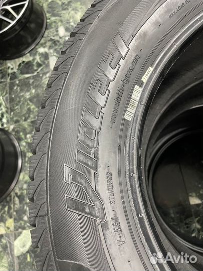 Viatti Brina V-521 215/60 R16 95T