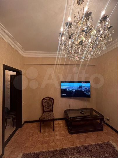 2-к. квартира, 65 м², 2/4 эт.