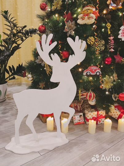 Новогодний олень