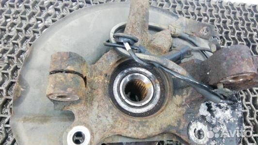 Ступица передняя левая mitsubishi outlander 2 (BEA