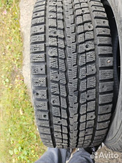 Dunlop SP Winter Ice 01 205/55 R16