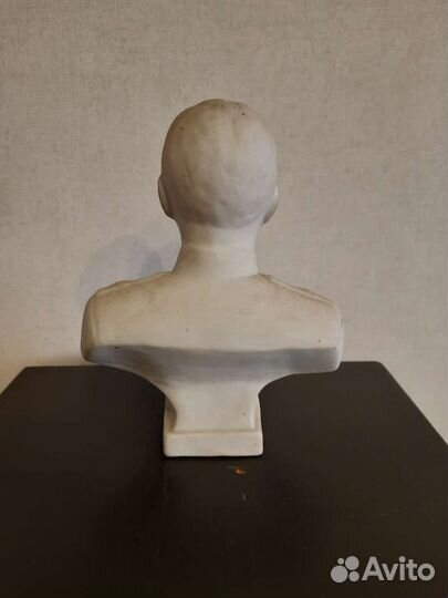 Бюст фарфор бисквит большой Исса Плиев СССР