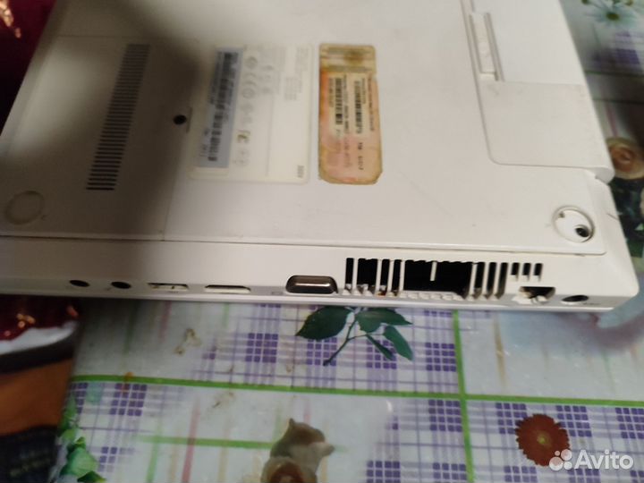 Samsung NP300v5A Разбор